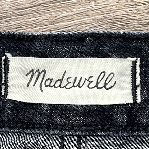 Madewell Relaxed Denim Jean Shorts Faded Black Wash Button Fly Raw Hem Sz 28 - Picture 8 of 11